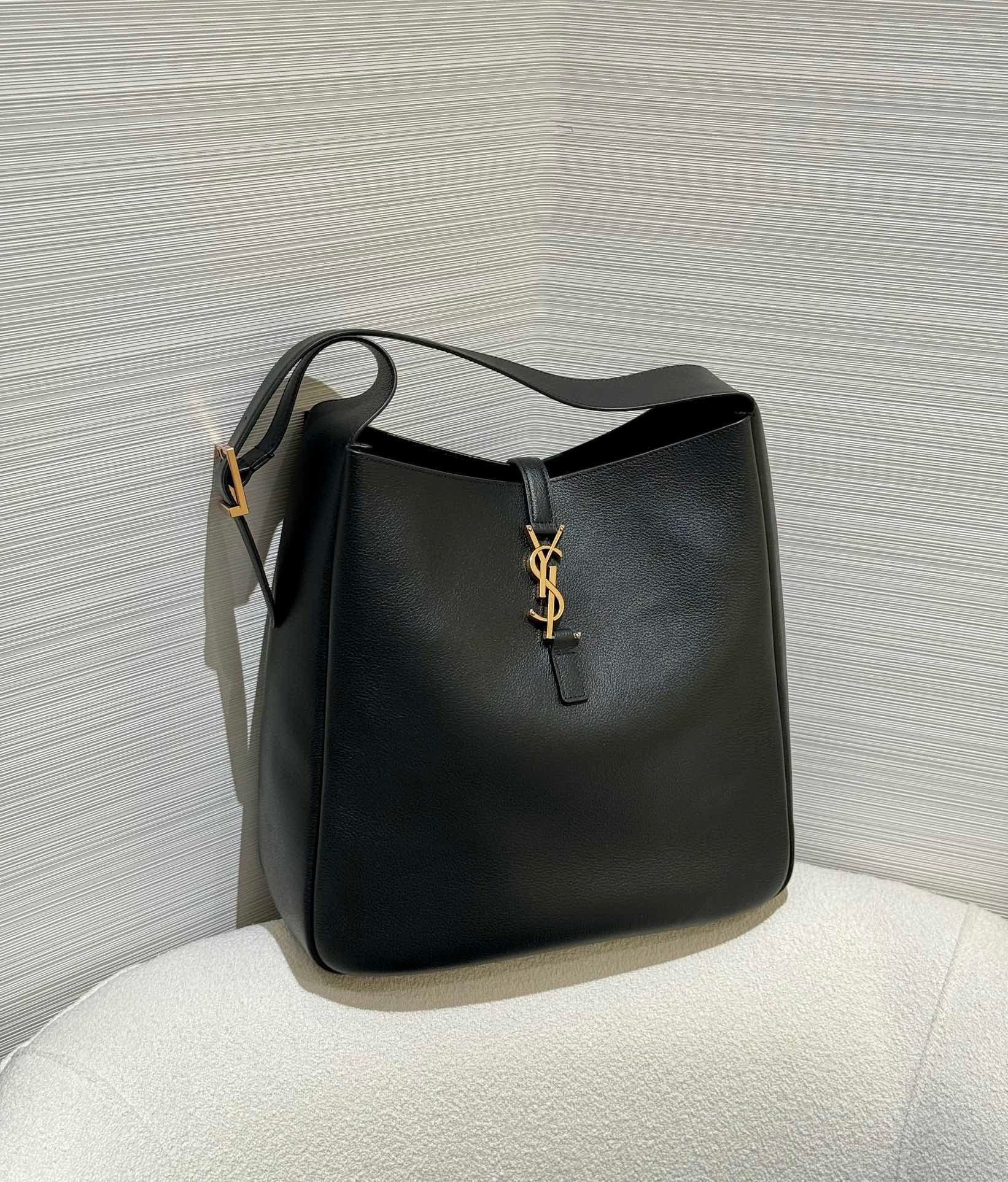 생로랑(YSL) 르 5아7 호보백 라지 블랙