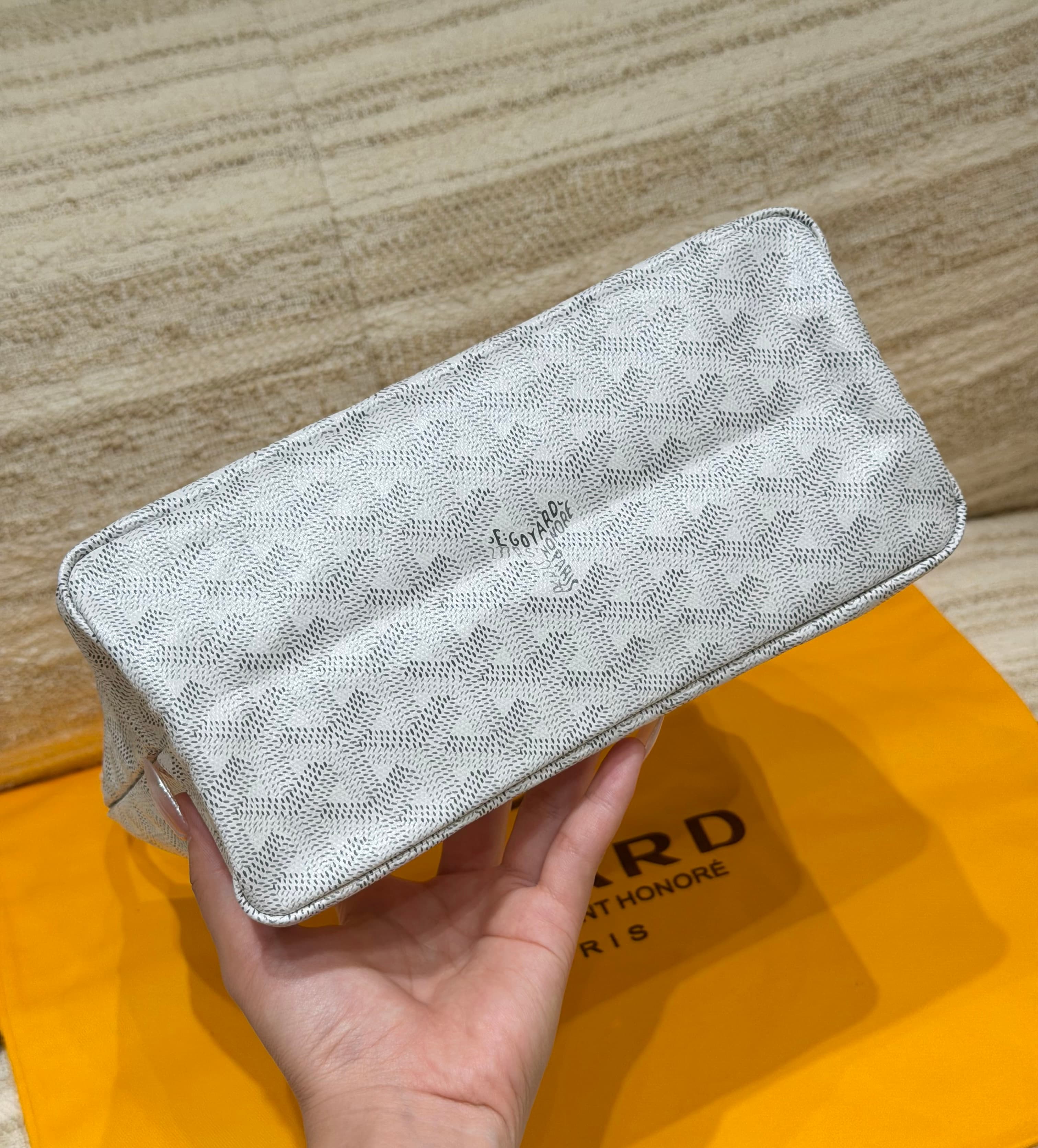 고야드 호보 언더암백 (라우엣 스타일, 화이트)
