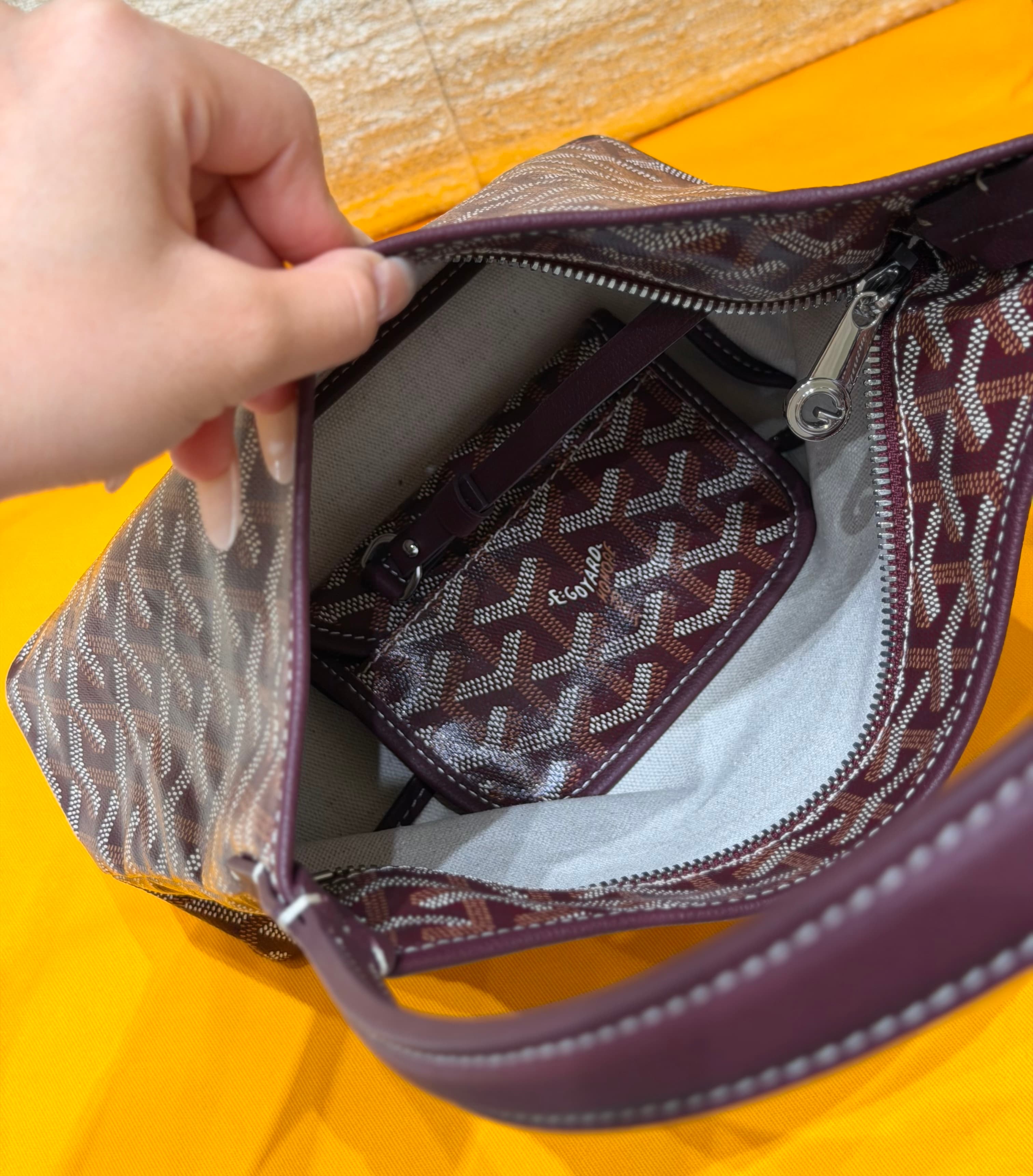 고야드 호보 언더암백 (라우엣 스타일, 와인)