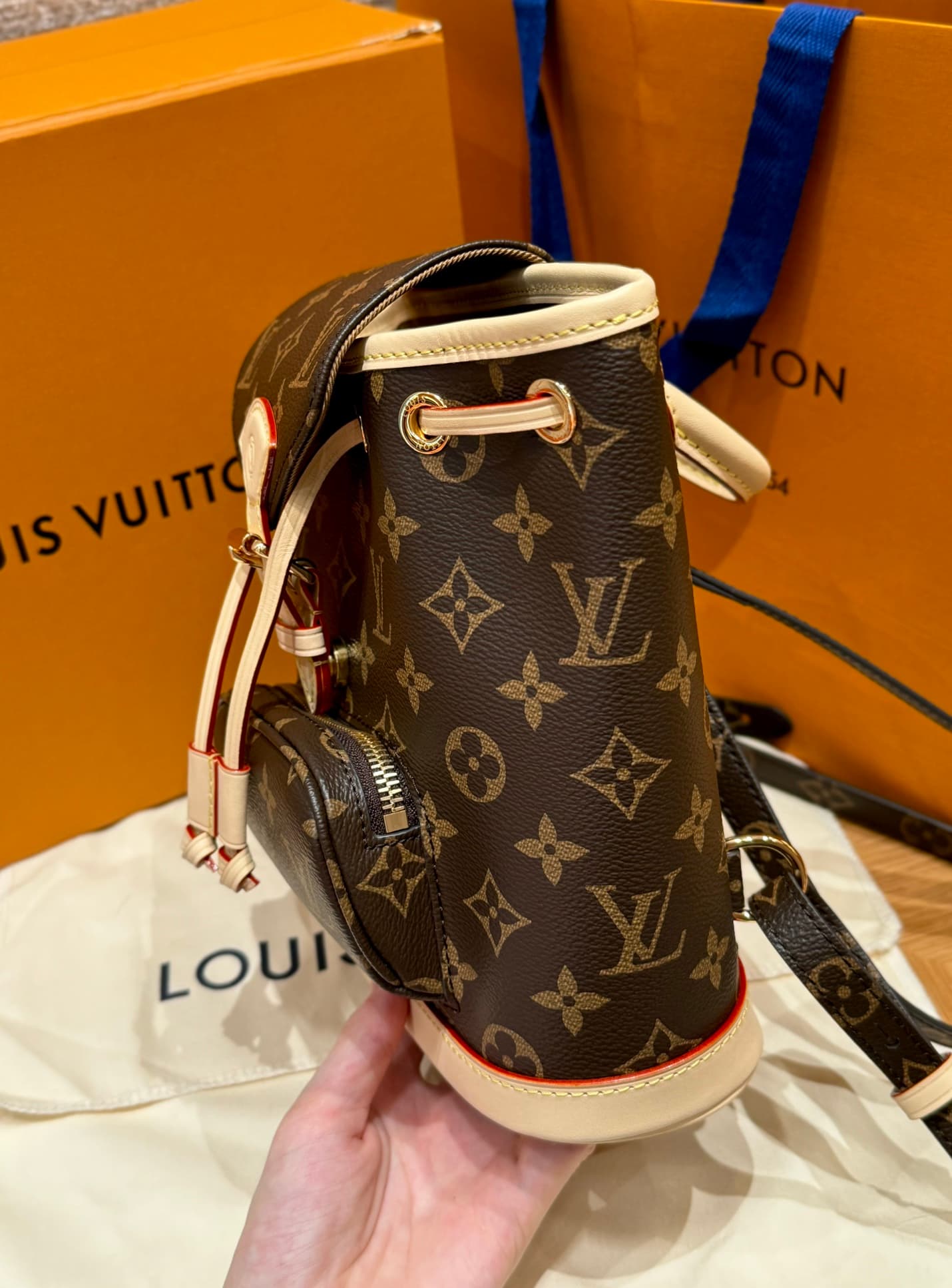 루이비통 몽수리 PM (브라운)